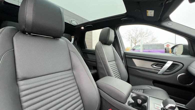 Land Rover Discovery Sport 1.5 P270e Dynamic HSE 5dr Auto [5 Seat] Station Wagon